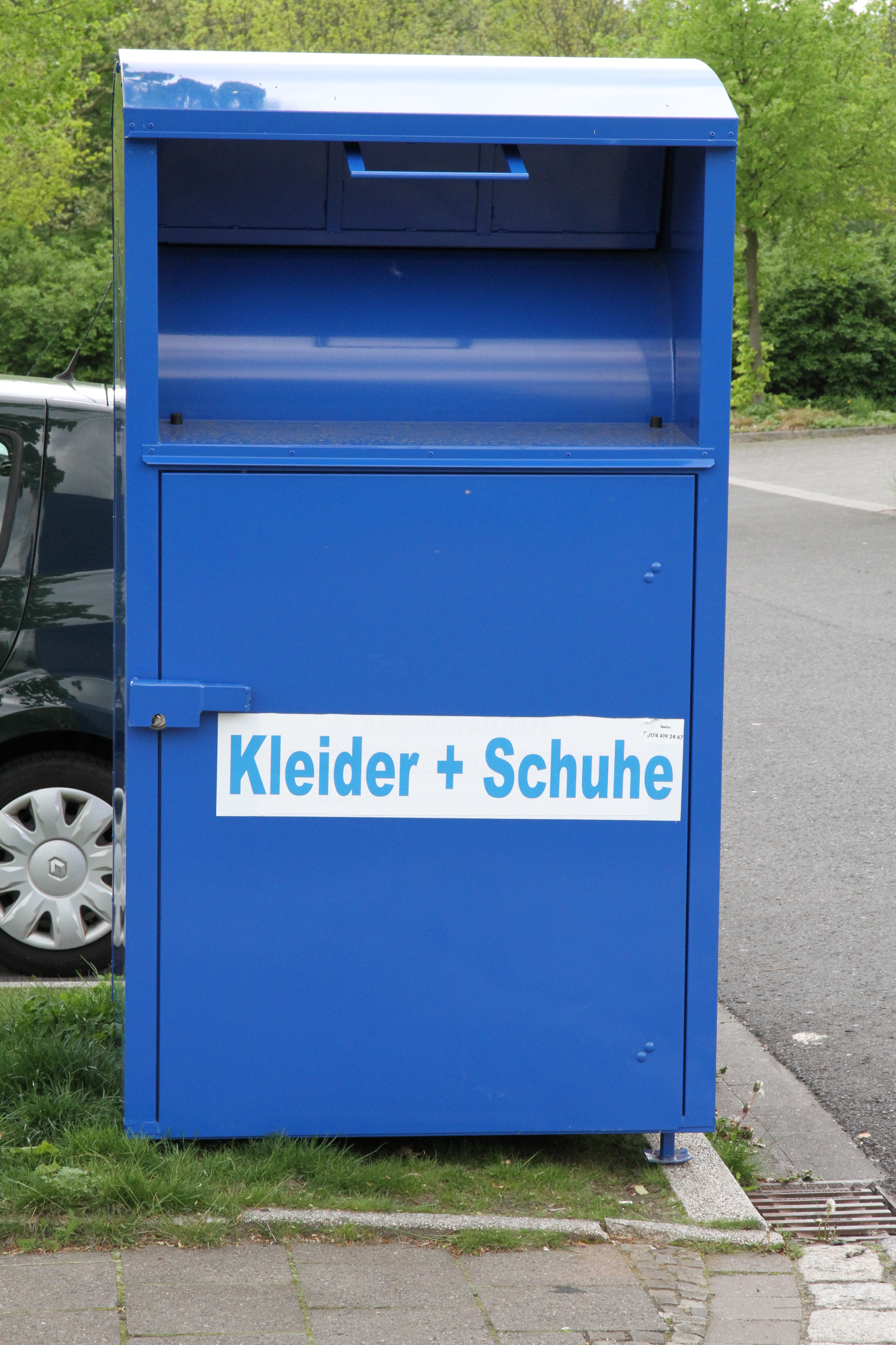 Nicht der einzige Altkleidercontainer, der in den letzten Tagen in Kamen aufgetaucht ist. Wer einen solchen findet, sollte ihn direkt bei seiner Verwaltung melden.