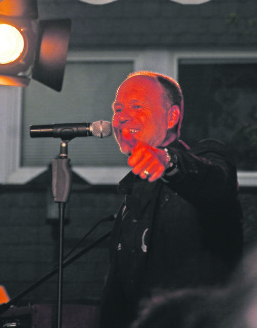Henning gab beim Maifest in Steele alles.