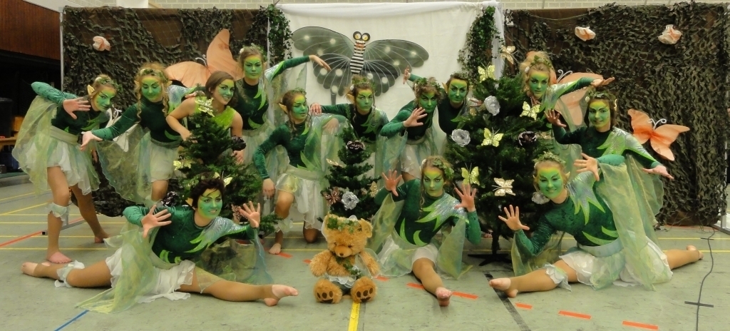 Diese jungen Damen vom Show Akrobaik Team aus Emmerich fahren zur Deutschen Meisterschaft.