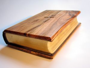 Synkretische Neureligionen bedienen sich bekannter Lehren - aus der Bibel beispielsweise - und stricken sie zu einem neuen Selbstverständnis um.