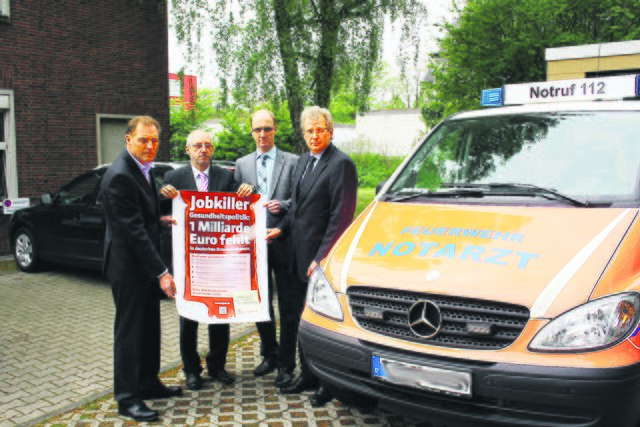 Sie sind empört (v.l.): Werner Neugebauer, Harald Piehl, Matthias Schwanewilms und Peter Weingarten.Foto: privat