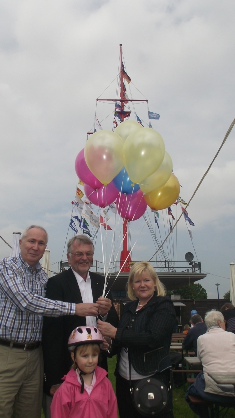 4. Ruhrorter Flaggenfest für den Erhalt des Flaggenmastes