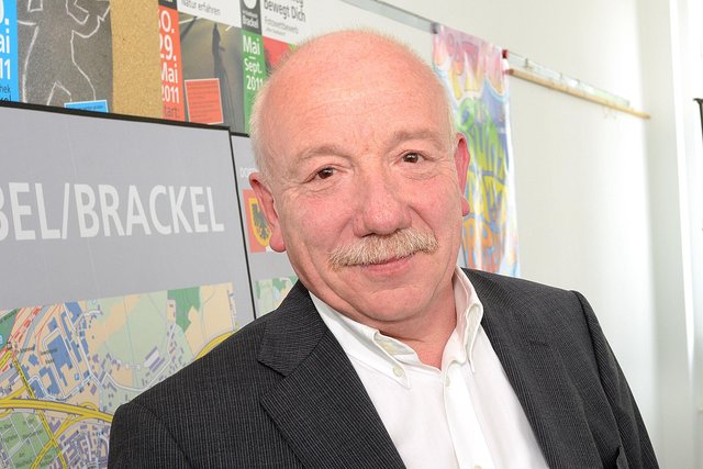 Längst ist Werner Nowack im Bezirk Brackel - nämlich in Wickede - heimisch geworden. Seine „Kinder“: das Stadtbezirksmarketing Brackel und die Aktion „Bunt statt Braun“.