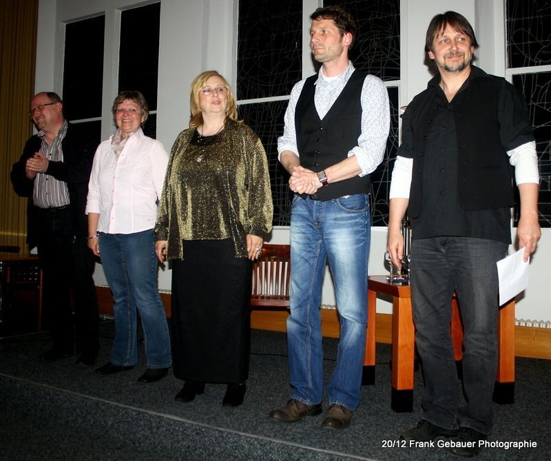 Fünf Gladbecker Autorinnen und Autoren zu Gast im Ratssaal