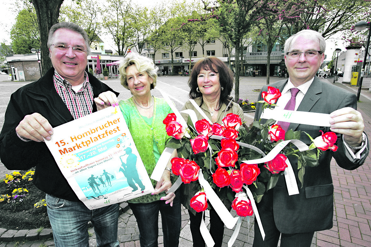 Die Vorfreude auf das 15. Hombrucher Marktplatzfest ist bei (v.l.) Leo und Ernie Fichna, Dorothea Orefice und Heinz-Herbert Dustmann, der am Dienstag, 15. Mai, seinen 60. Geburstag feiert, groß.