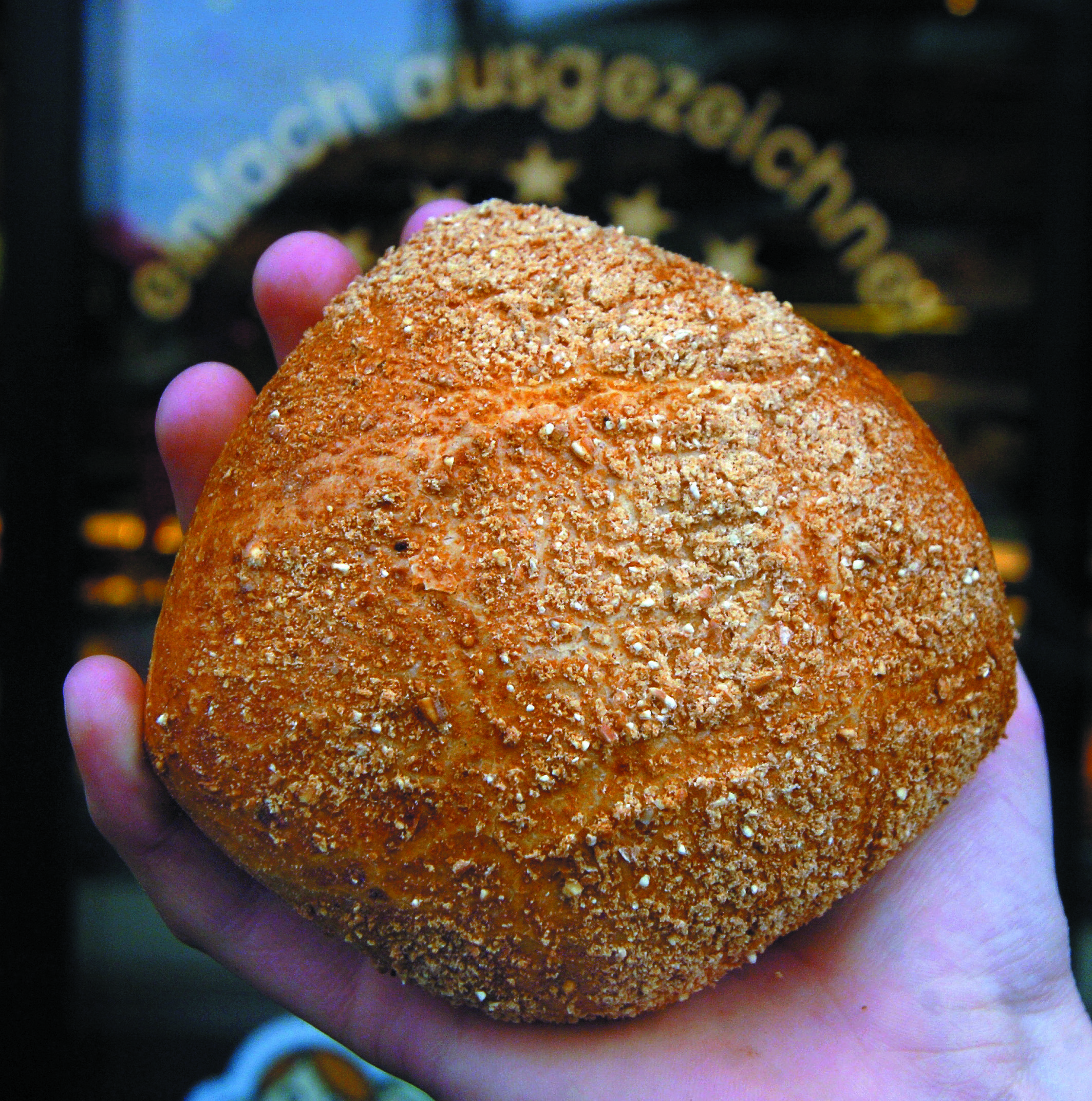 Das Brötchen ohne Namen - Kunden nennen es bereits scherzhaft das "X-Brötchen" - überzeugt durch Bissfestigkeit und Geschmack.