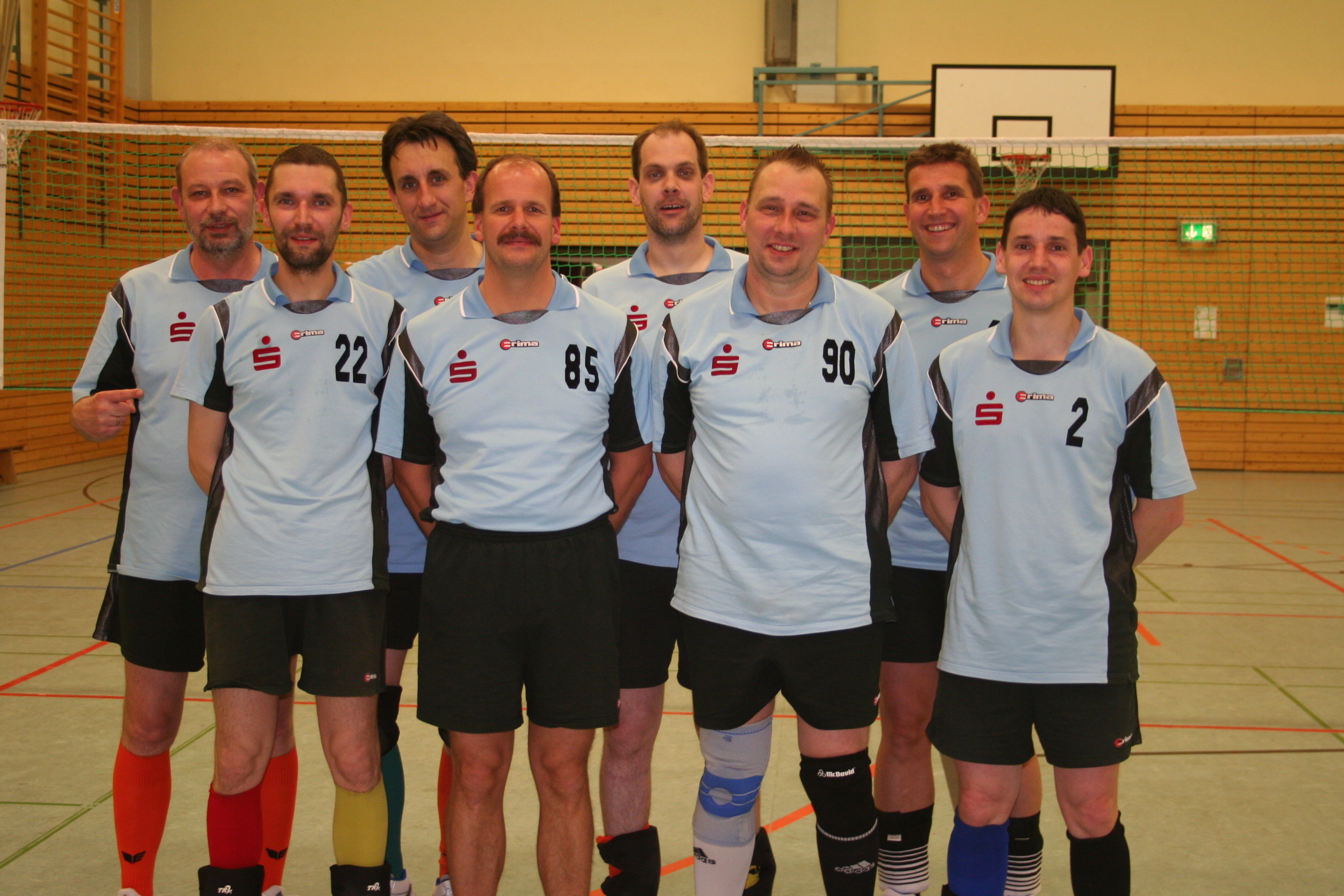 CVJM Kamen (v.l.n.r.): Dirk Marquardt, Maik Schmidt, Christian Kunze, Stephan Kästner, Sven Janßen, Thorsten Borrmann, Jörg Mihr und Martin Daubitz