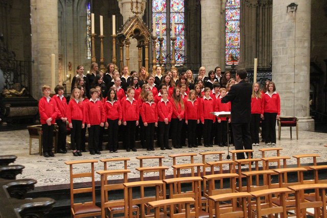 Steeler Kinderchor in der Brüsseler Kathedrale St. Michael und St.Gudula