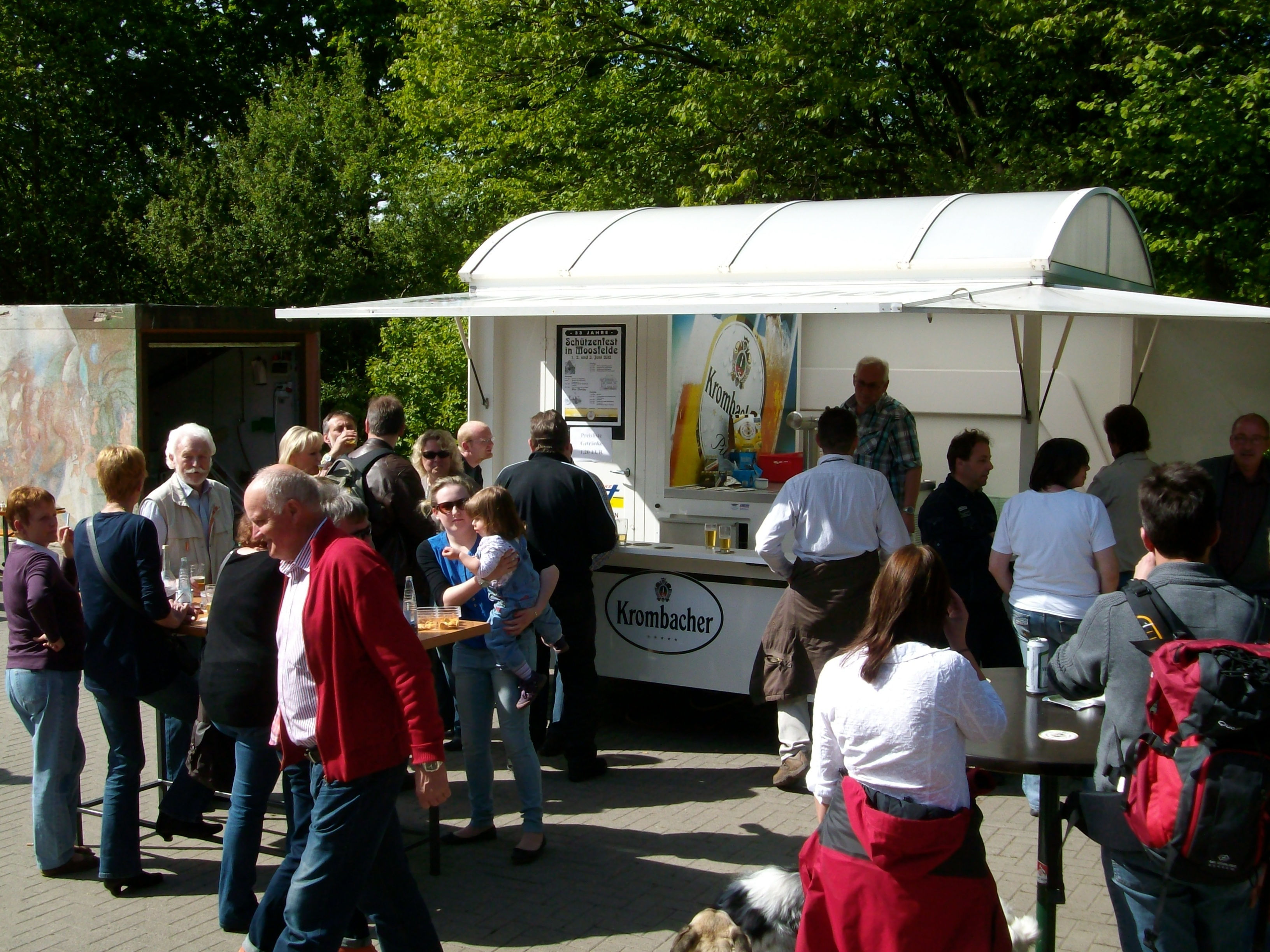 Die Stimmung der Besucher passte sich dem Moosfelder Bilderbuch-Wetter an