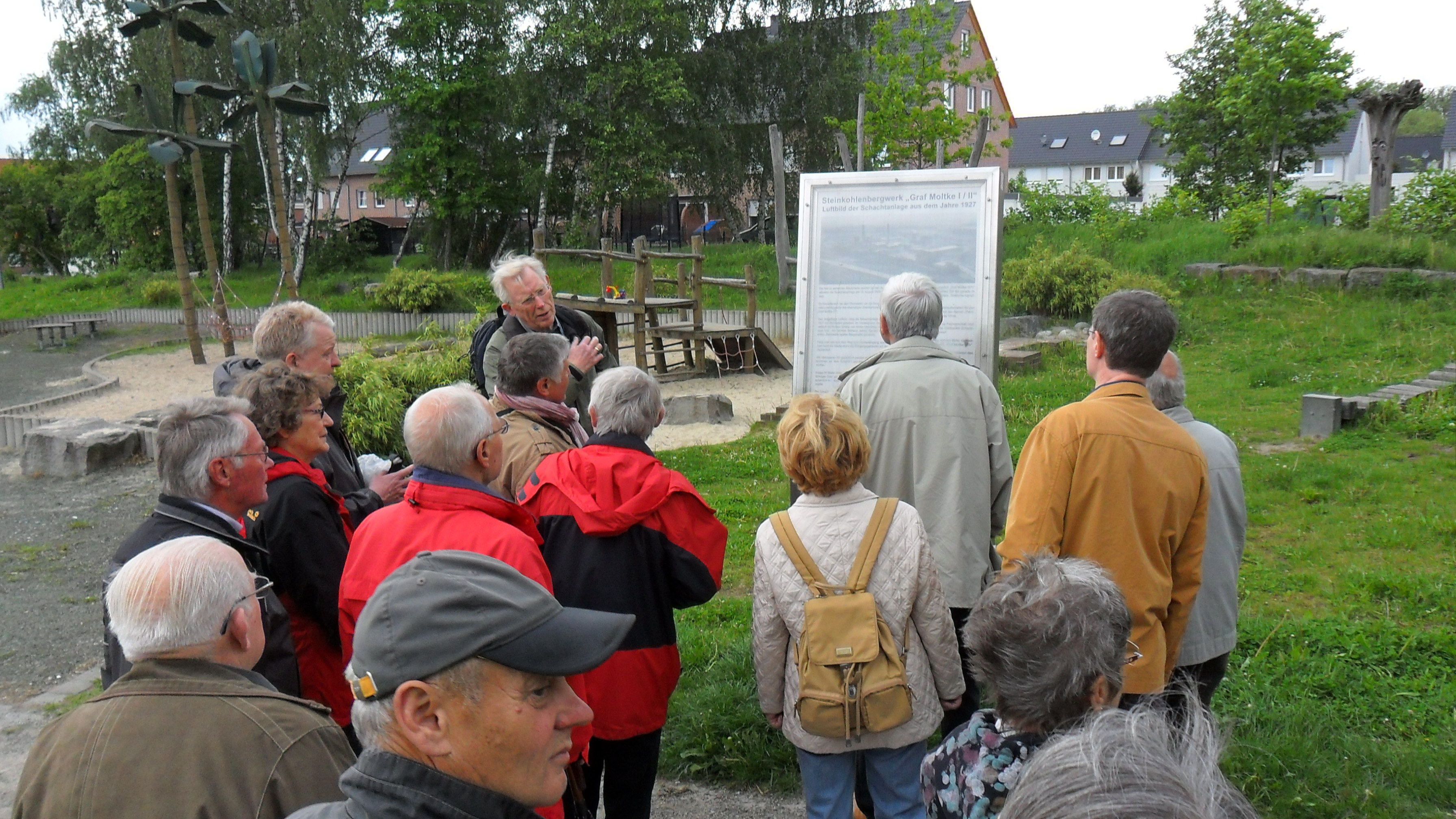 Infotafel auf dem Gelände des Freizeittreffs Karo
