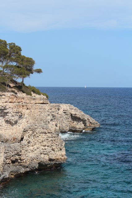 Die Gegend um die Cala Mondrago kann wurderbar erwandert werden.