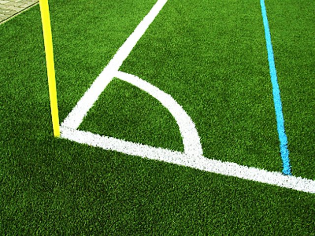 Die Gladbecker Fußballvereine wünschen sich weitere Kunstrasenplätze. | Foto: Rainer Sturm/pixelio.de