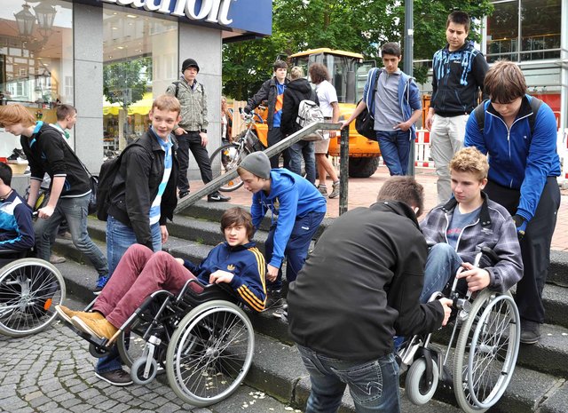 So schwer haben es Rollstuhlfahrer - Lünen