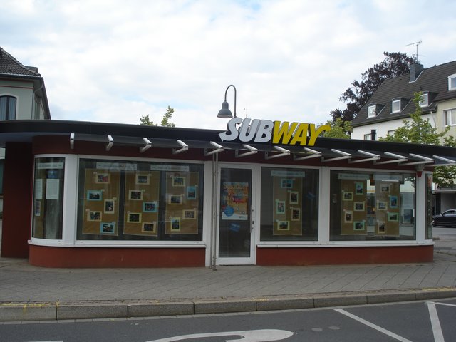 Frontansicht vom Pavillon am Rathausplatz | Foto: Ralf Jeratsch
