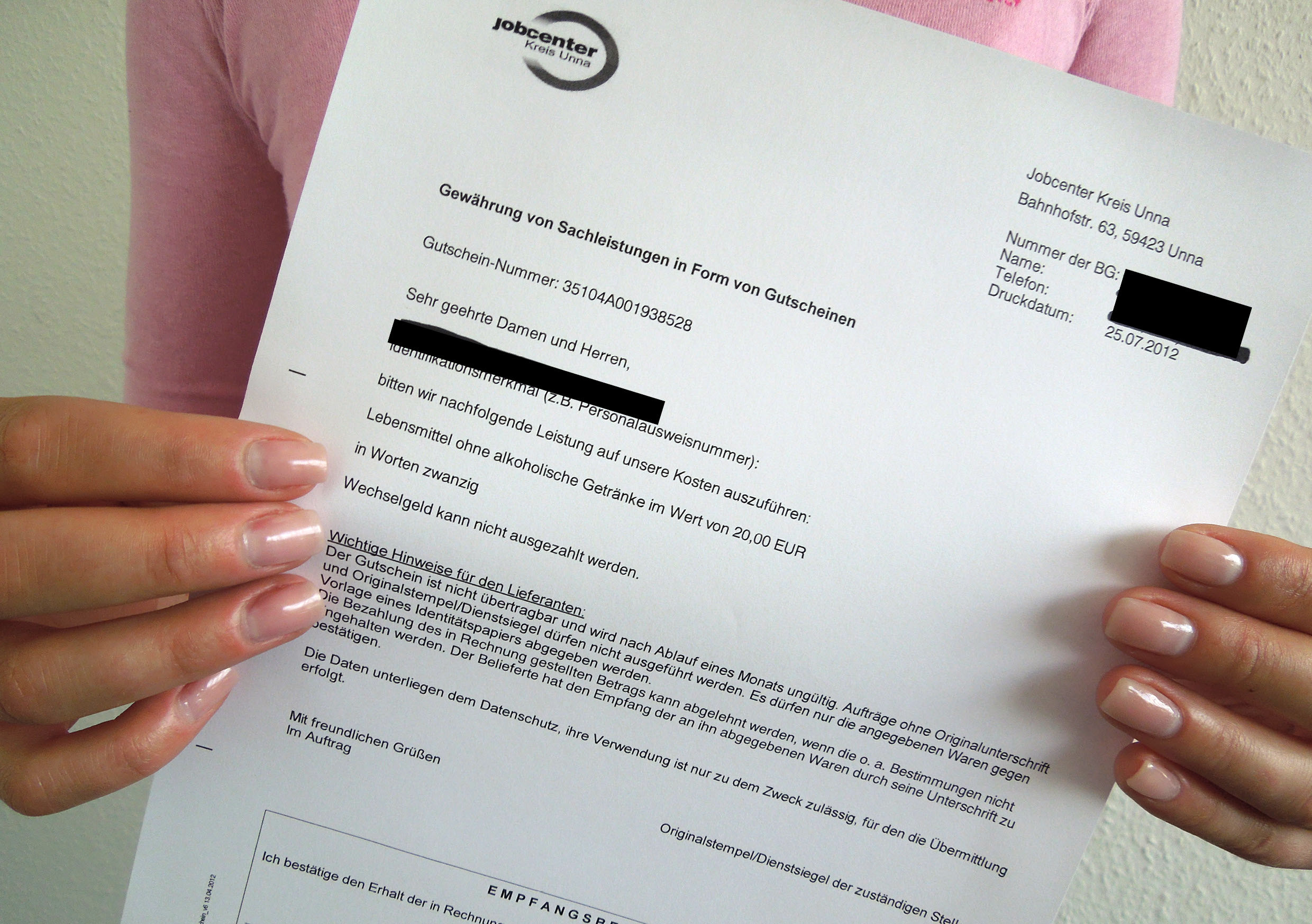 Die Lebensmittelgutscheine des Jobcenters sind leicht nachzumachen. Das sollte in Zukunft anders werden. Foto: Jobcenter Kreis Unna