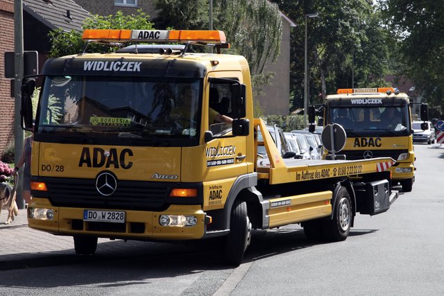 Abschlepper warteten am Baukelweg auf den nächsten Falschparker.