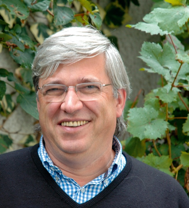 Dr. Michael Bonmann