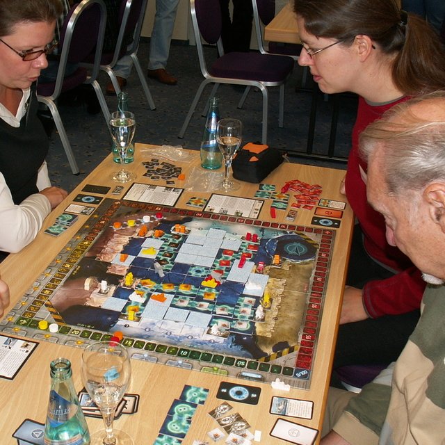 Eine Partie "Der Schwarm" 2008 in Rossdorf mit Wolfgang Kramer.