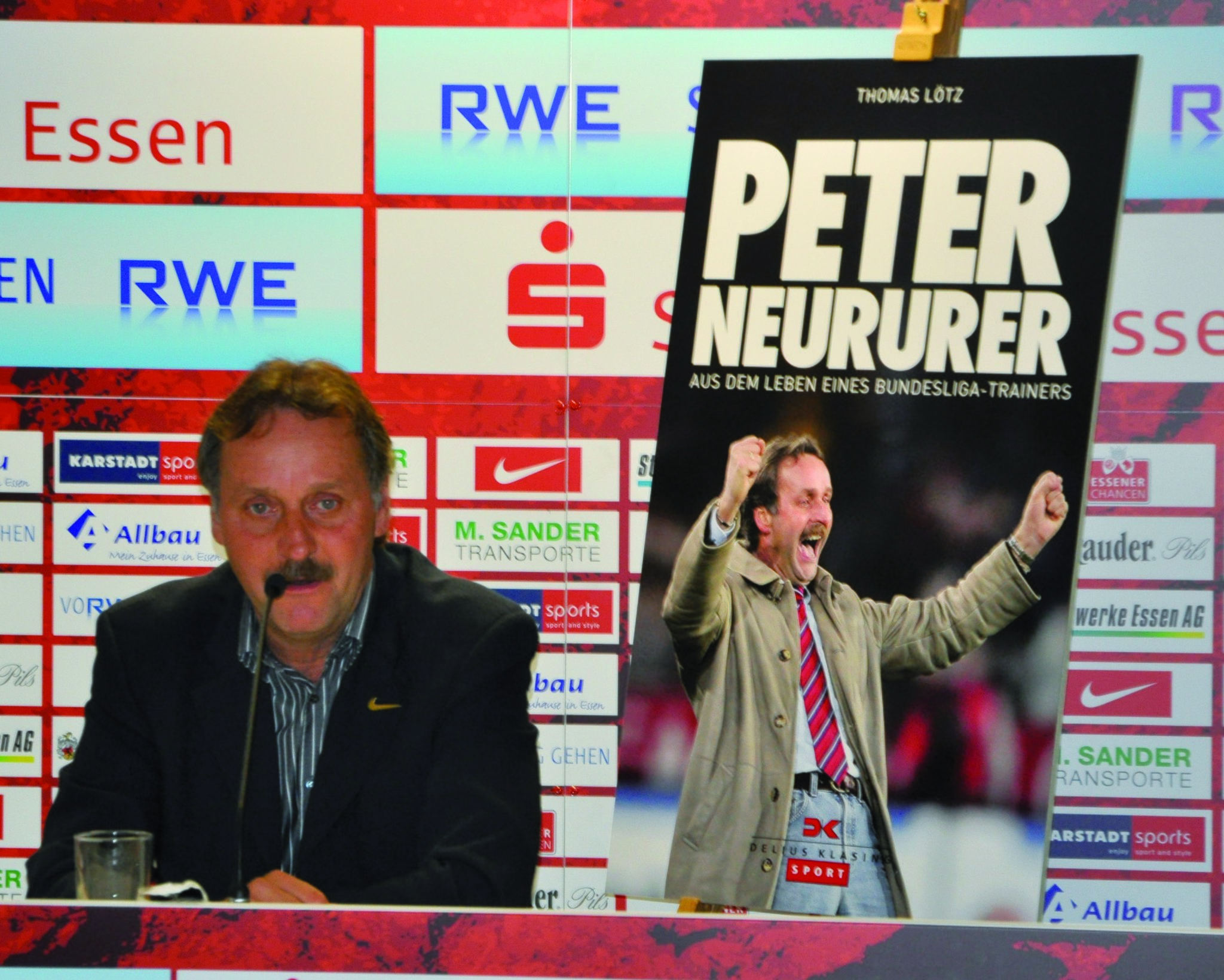 Trotz Buch Peter Neururer Will Es Nochmal Wissen Essen Nord