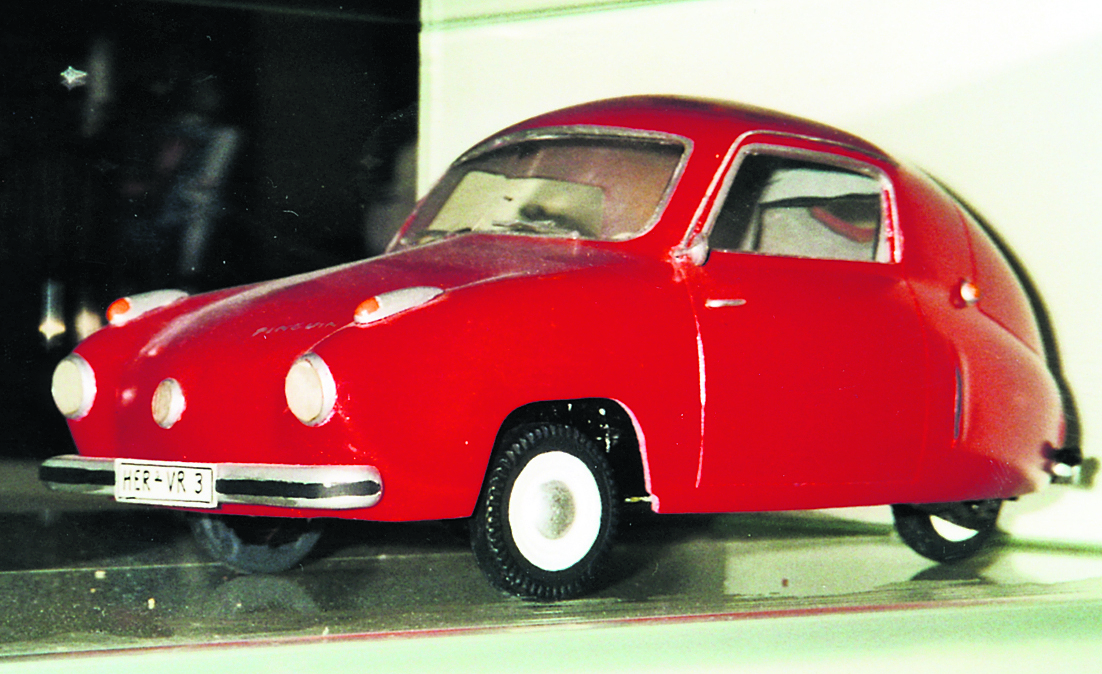 Sogar Herner Autonummern tragen die beiden „Pinguin“-Modelle, die Oldtimer-Liebhaber Wolfgang Bruch in Hamburg fand und für uns fotografierte.