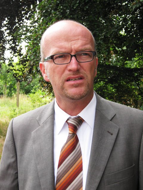 Der technische Beigeordnete Lutz Hormes kommt dem Wunsch der Bürger nach weiteren Informationen zum geplanten Ausbau nach und lädt Vertreter der RAG Montan Immobilien, der Verwaltung und Anwohnerinitiative zu einem ersten „Kennen-Lernen“ für Anfang November ein.
