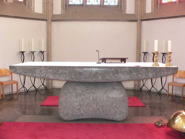 Der Altar von Alfred Göhre in St. Martin