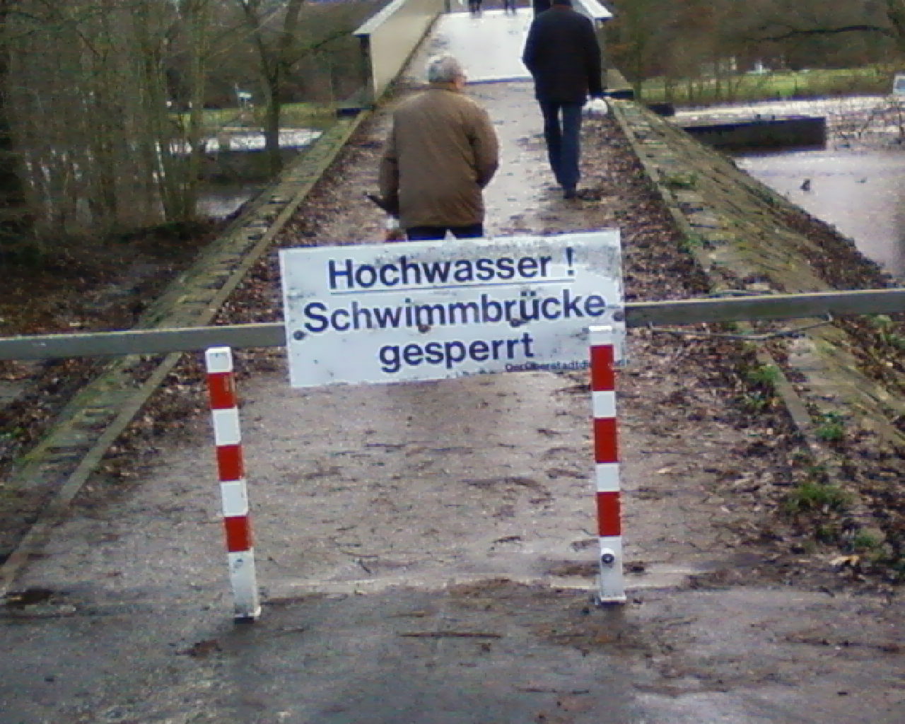 Schwimmbrücke in Horst