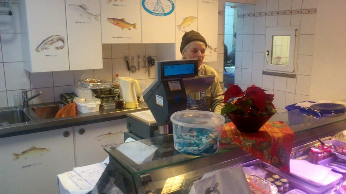 Frau Wendler ist die Seele des Fischgeschäfts, dass muss man einfach wissen!