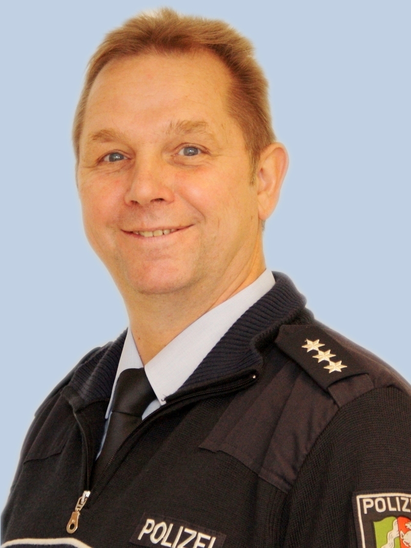 Bezirksbeamter Helmut Fritsche