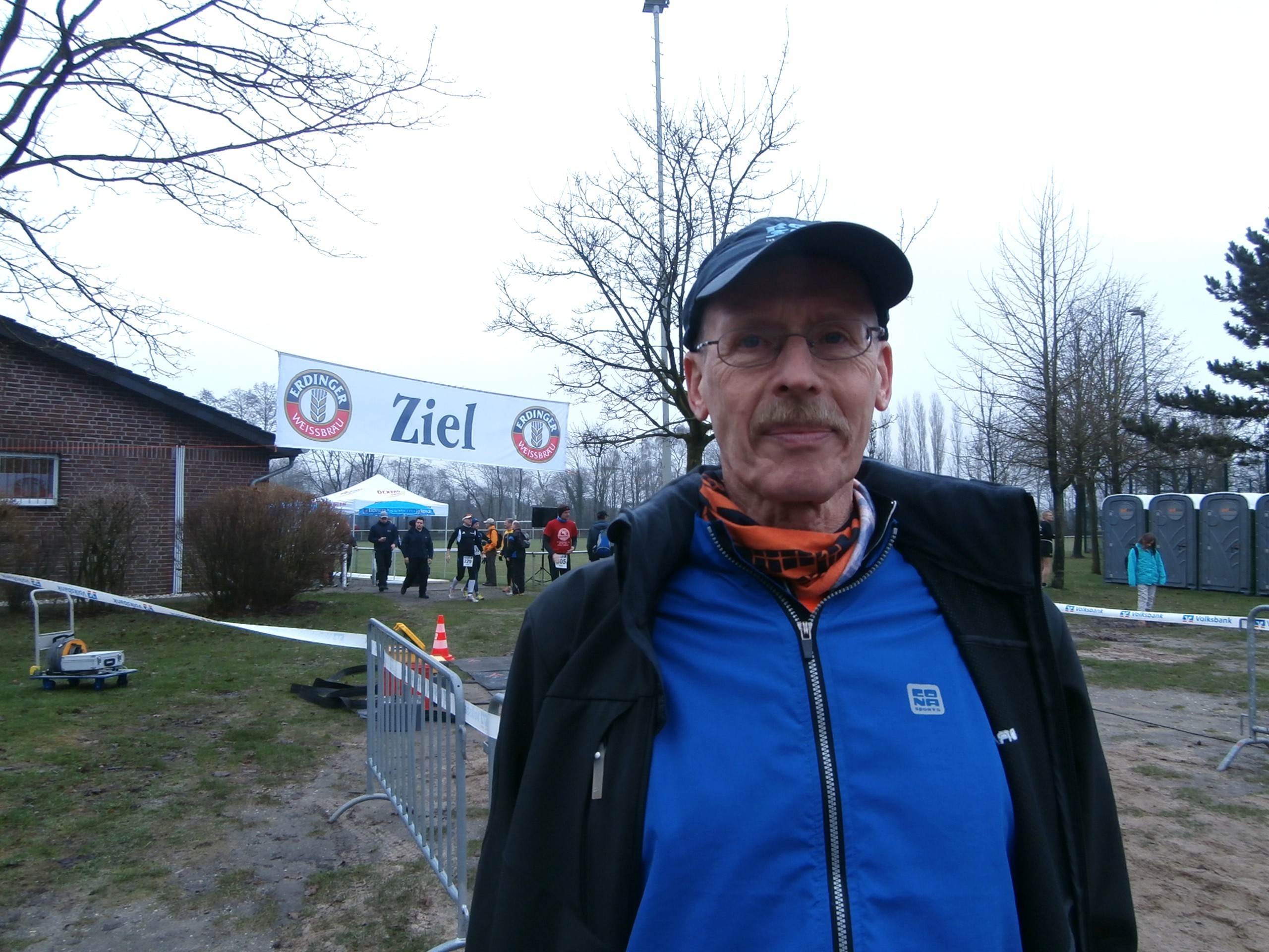 Hier ist der Zieleinlauf.