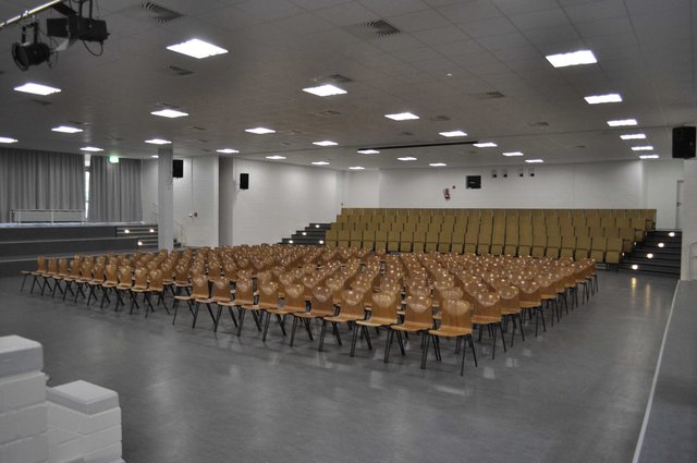 In unserem frisch renovierten Forum begrüßen wir unsere Gäste um 9.00 Uhr am 19.1.2013!