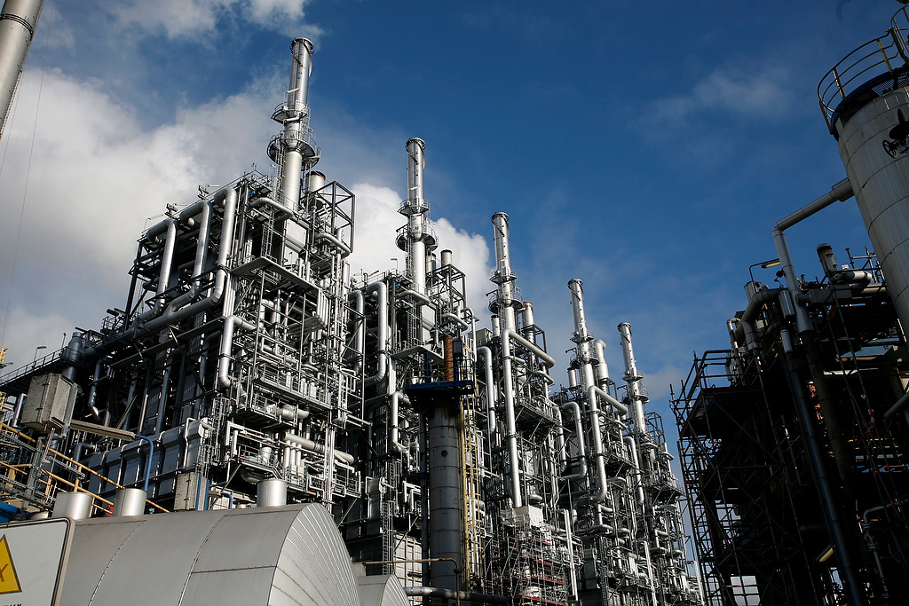 Die Öfen der Olefin-Anlage im BP-Werk in Gelsenkirchen-Scholven. Das Werk macht seit 2011 Schlagzeilen für seine Benzolimmision, deren Quelle bis heute nicht gefunden wurde. Foto: BP