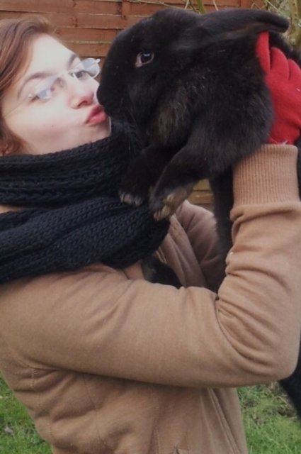 nach einem halben jahr (wahrscheinlich unter schlimmen verhaeltnissen)wieder bei mir :'( fotographin meine mamiii :-P mit meinem handy :-*