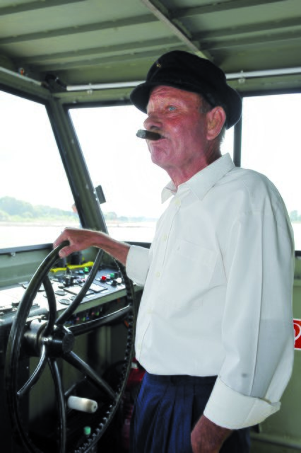 Kapitän Wolfgang Hoffmann in seinem Element. Foto: Michael de Clerque