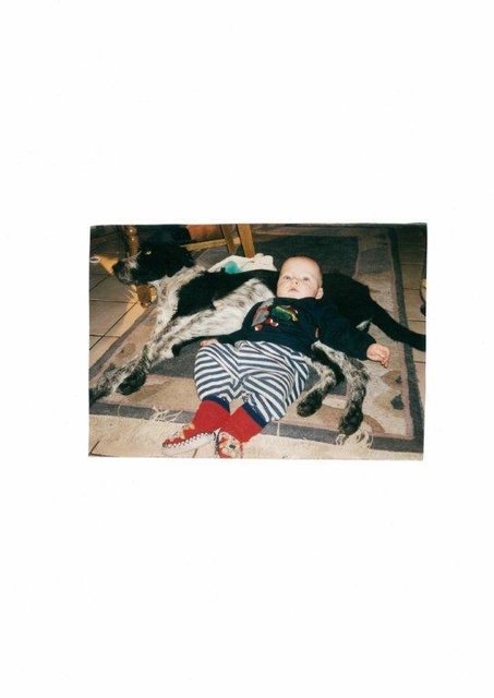 Mein Enkel Mathieu mit seinem besten Freund Lefti im Jahr 1999