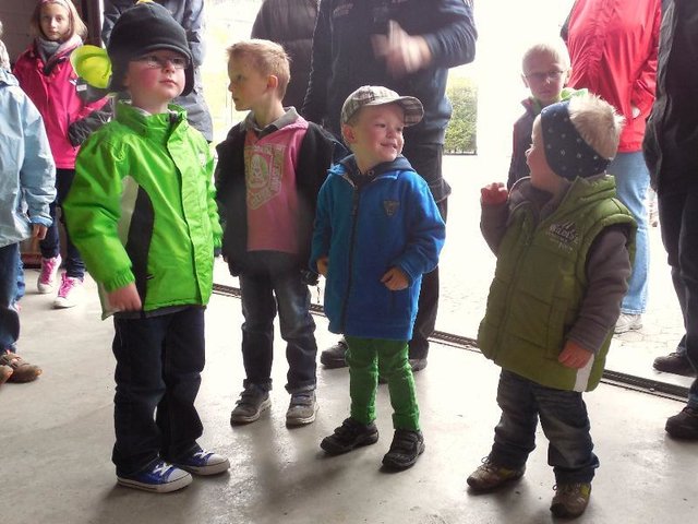 Kindergarten Westenfeld zu Besuch bei der Feuerwehr Sundern - Sundern