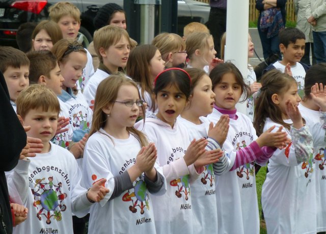 ... ein Liedchen der Regenbogenschule ...