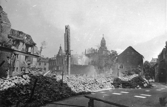 Gutenbergstraße - Blick zum Diakonen Krankenhaus