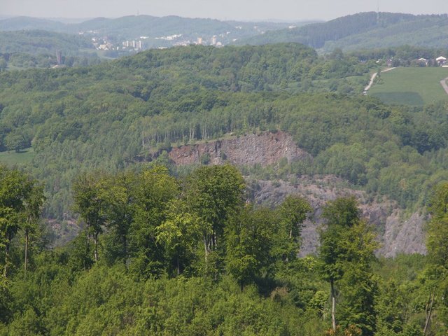 Blick nach Hemer zum Jüberg Turm ganz links im Bild! | Foto: Peter Gerber