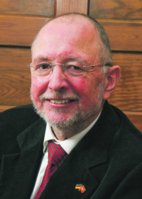 Rüdiger von Schoenfeldt, Demenzbotschafter: „Das Thema Demenz wird für uns alle immer wichtiger, da durch die demografische Entwicklung immer mehr Menschen an dieser Krankheit leiden. Wir müssen lernen, damit umzugehen. Das gilt auch für die Polizei. Demenzkranke als Opfer oder Verursache von Verkehrsunfällen, als Opfer von Straftaten oder als Vermisste sind polizeiliche Kunden. Den Umgang mit ihnen müssen auch auch wir erst lernen. Deshalb freue ich mich Demenzbotschafter sein zu dürfen. “ | Foto: Dieter Grundmann