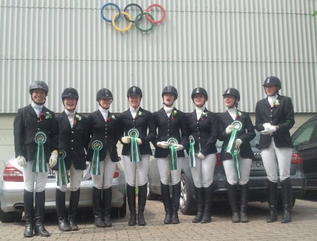 Julia Pelzer, Nadine Patsch, Elsken Bernds, Julia und Vivian, Meike Rüß, Carolin Bertling und Stephanie Scheffran