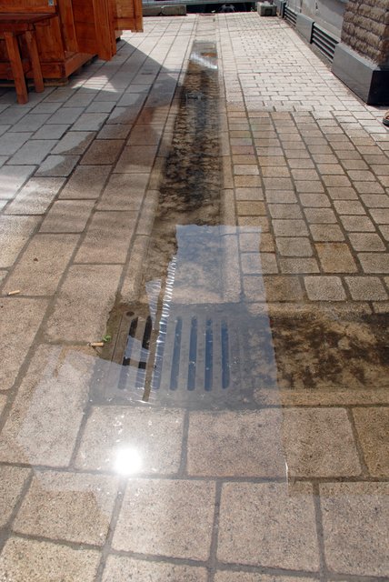 Heute Mittag stand das Wasser noch über fünf Zentimeter hoch.