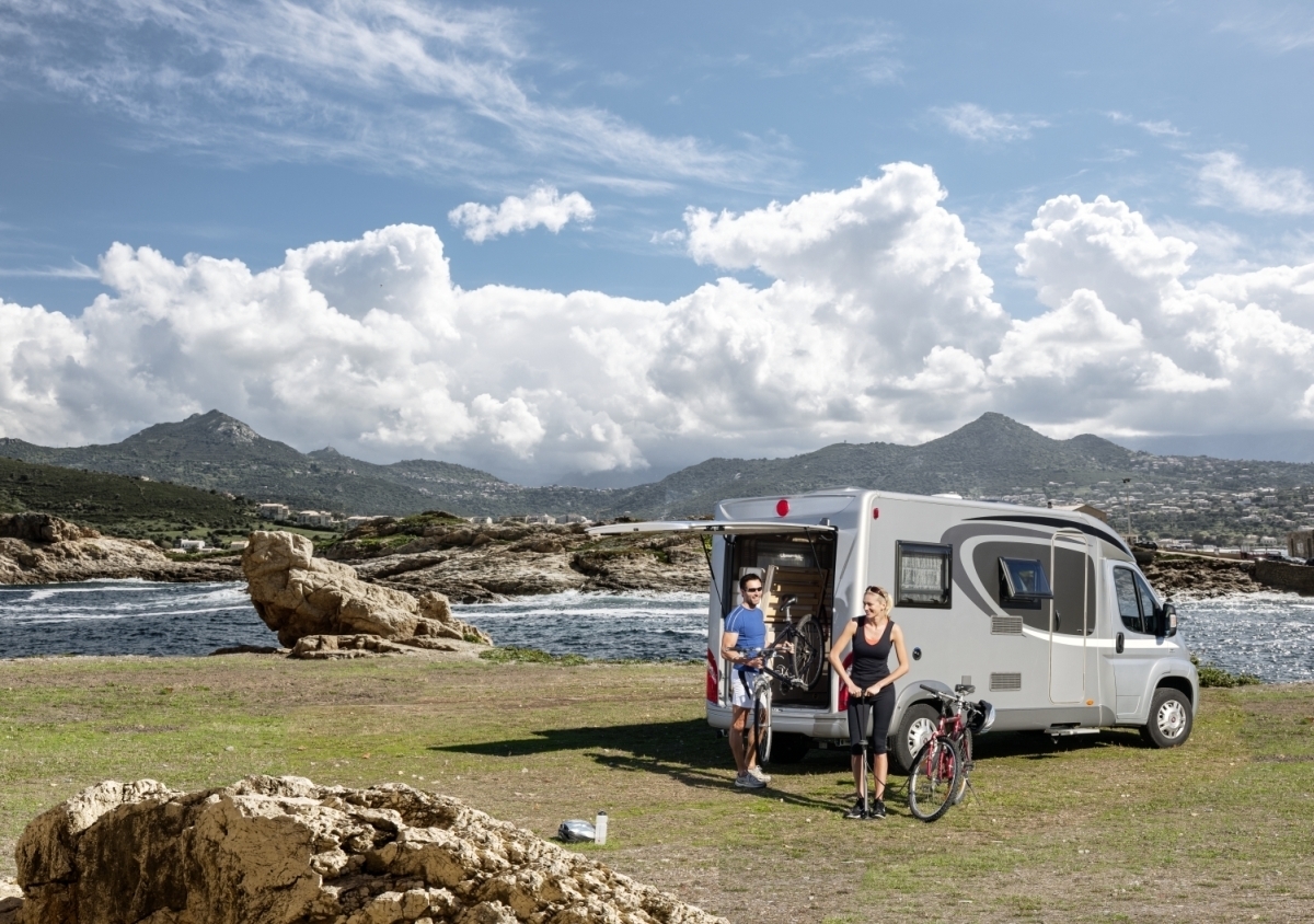 Ob mit oder ohne Fahrrad - wer mit dem Caravan unterwegs ist, hat oft die Wahl. Foto: Thomas Bender