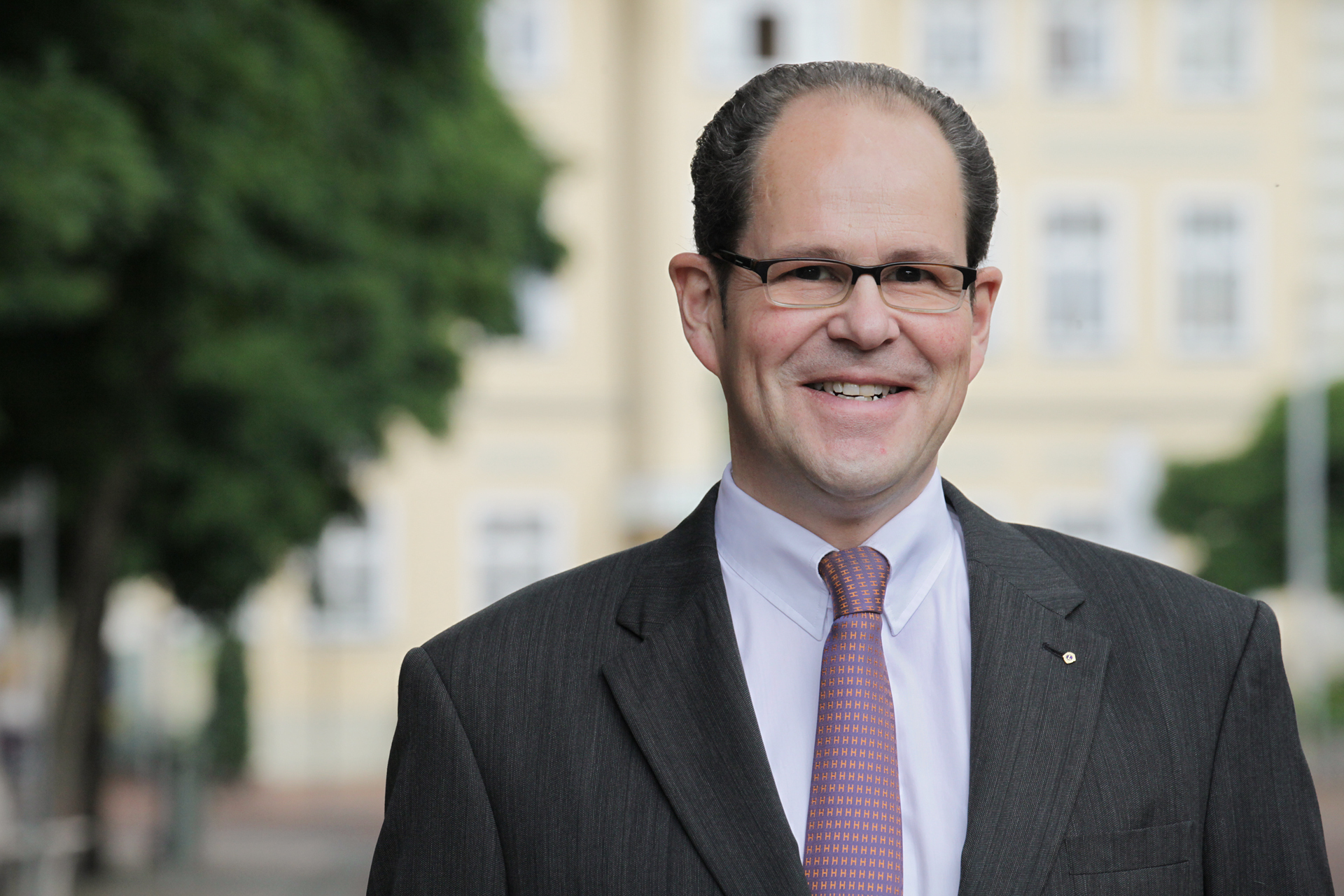 Dr. Ulrich Seibel, Vorsitzender der Interessengemeinschaft Lünen-Süd, freut sich auf das Oktoberfest.