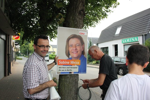Die Beisitzer Michael Helmich und Hans Nover bei der Arbeit