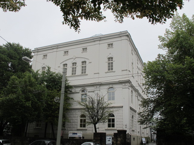 Außenansicht der "Villa"