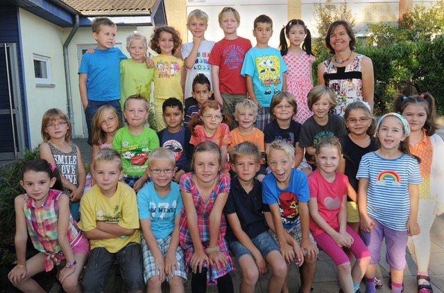 Klasse 1a der Grundschule Bruchfeld
mit ihrer Klassenlehrerin Monika Steinau