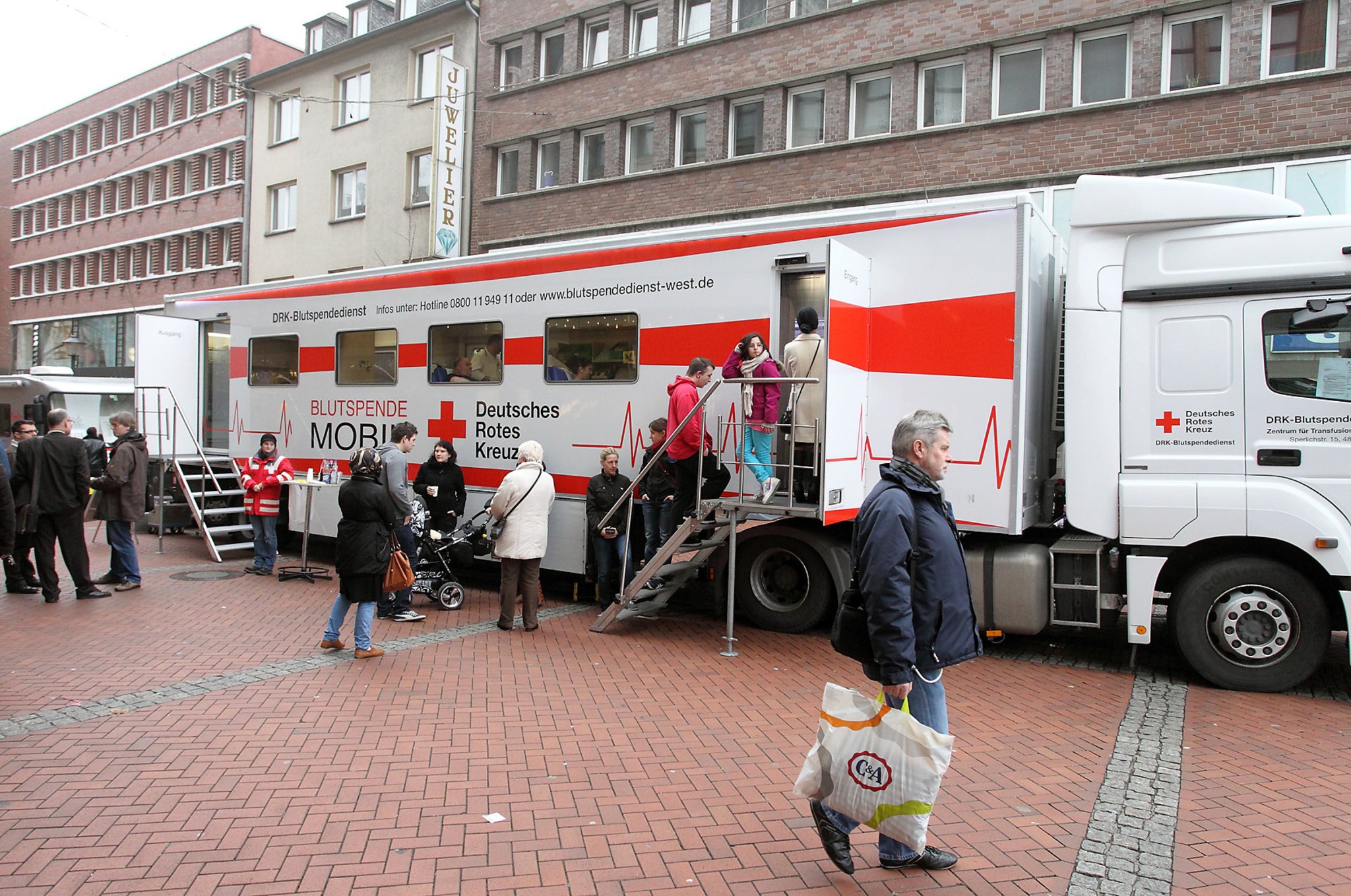 Er sucht sie gelsenkirchen