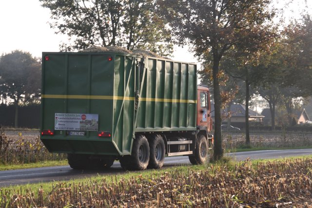 umgebauter MAN Müllwagen.....