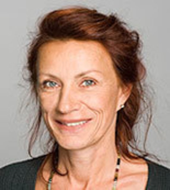 Die frisch wiedergewählte, langjährige Dortmunder Bundestagsabgeordnete Ulla Jelpke (DIE LINKE) zu Besuch bei der Fachtagung der Gewerkschaft NGG.